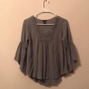 🍀Green and Lace Blouse🍀